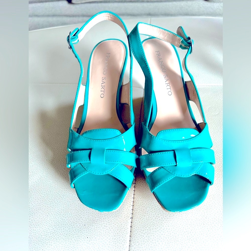 Franco Sarto Casey Cork Wedge Patent Leather 7.5 Blue NWOT Stacked Heels
